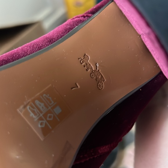 Coach velvet laced boot - Picture 5 of 5